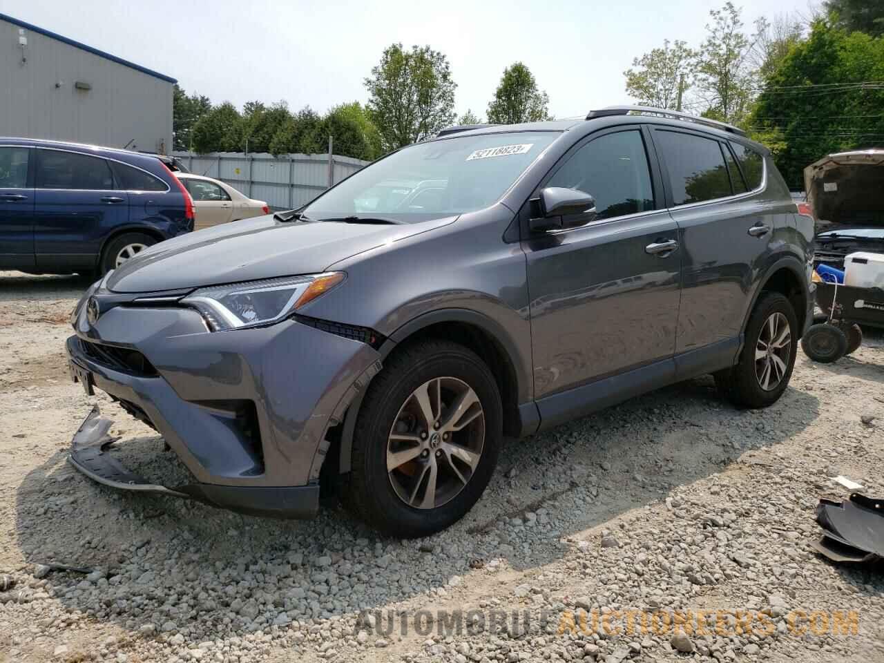 2T3RFREV7JW810768 TOYOTA RAV4 2018