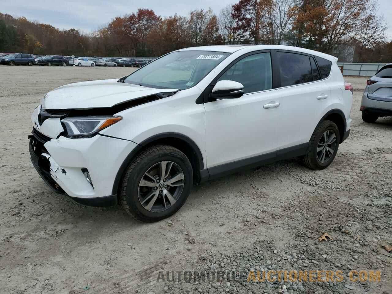 2T3RFREV7JW814576 TOYOTA RAV4 2018