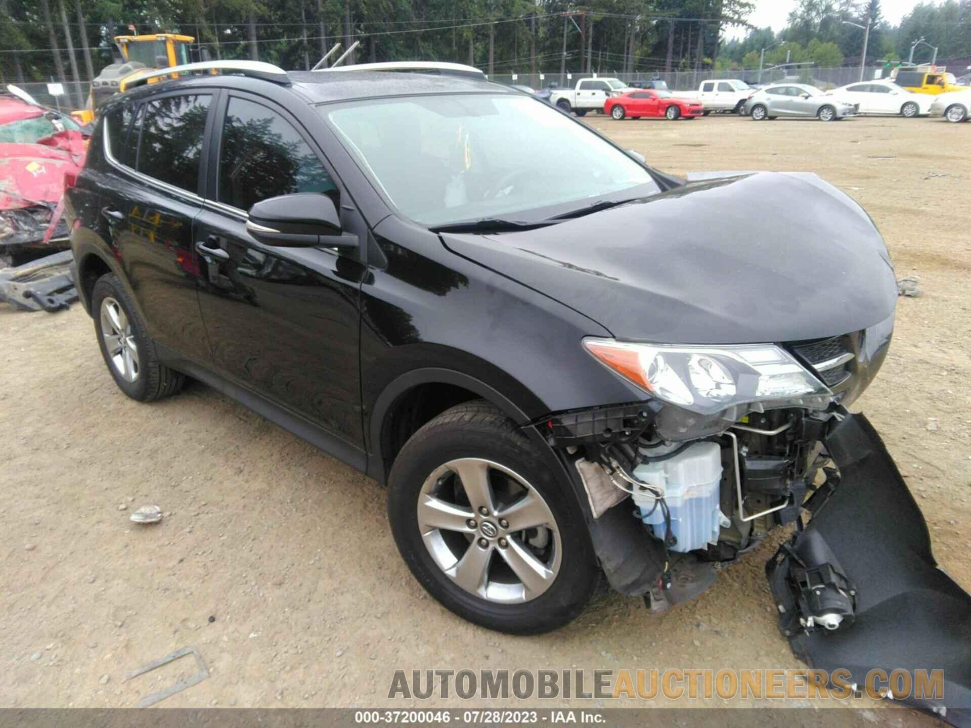 2T3RFREV8FW279863 TOYOTA RAV4 2015