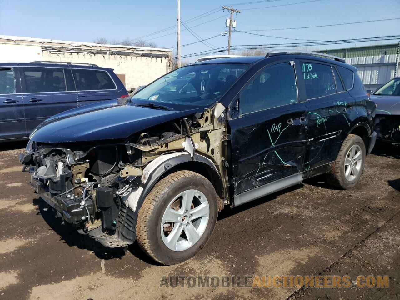 2T3RFREV8FW333629 TOYOTA RAV4 2015