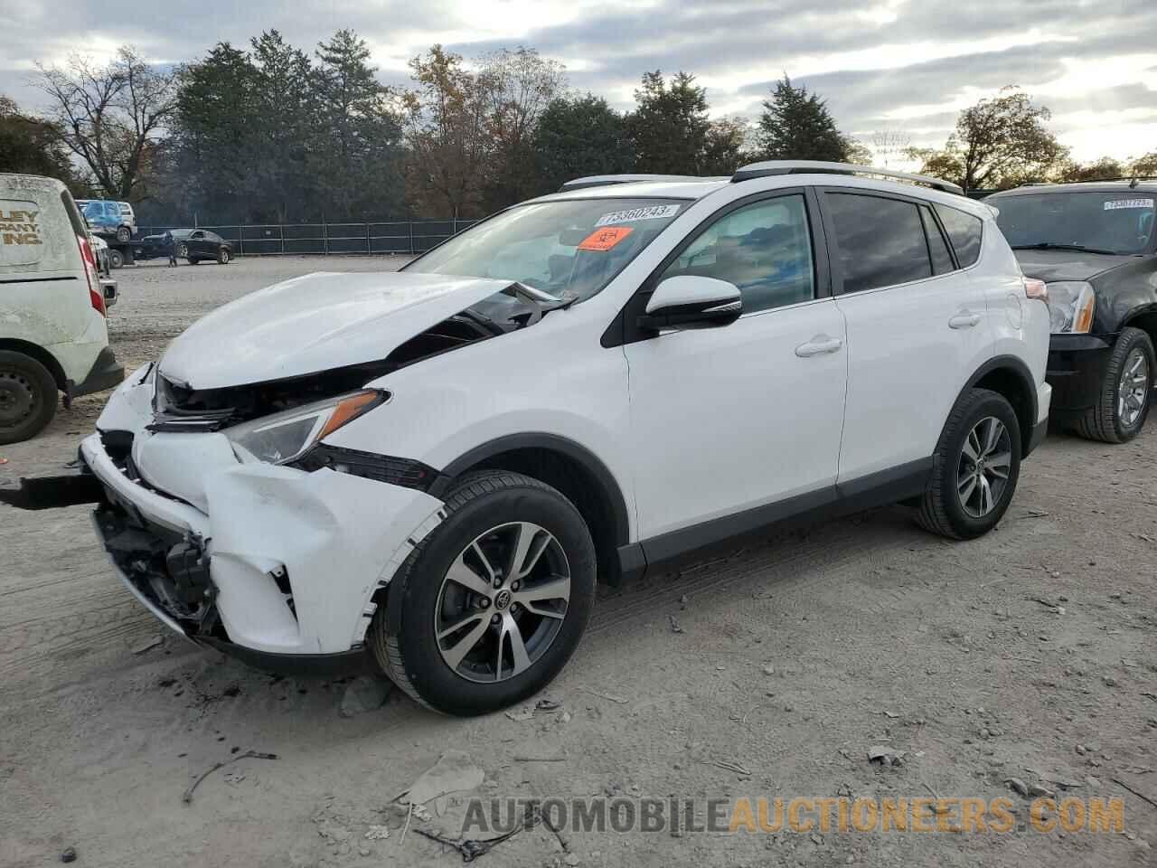 2T3RFREV8GW475657 TOYOTA RAV4 2016