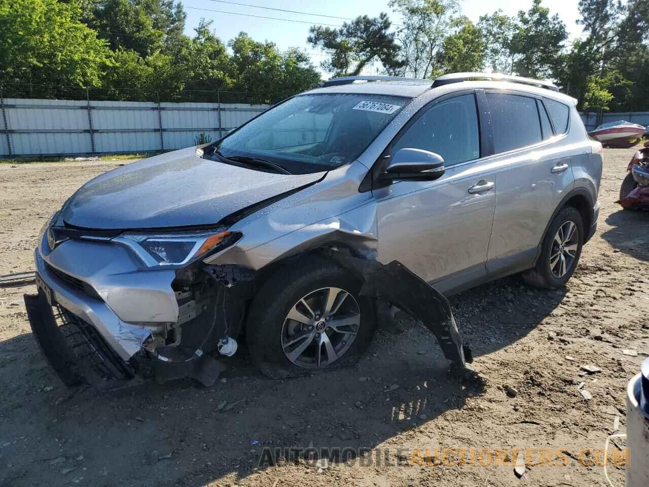 2T3RFREV8HW556045 TOYOTA RAV4 2017