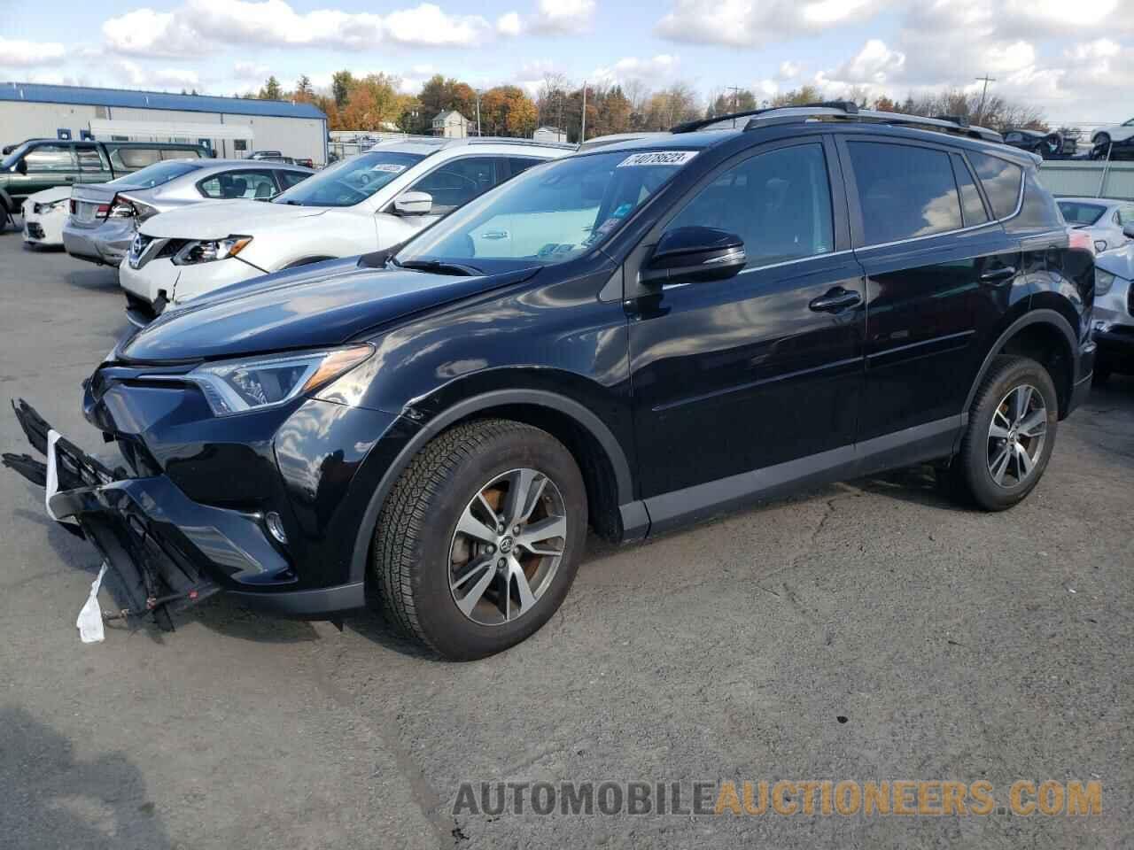 2T3RFREV8HW559379 TOYOTA RAV4 2017