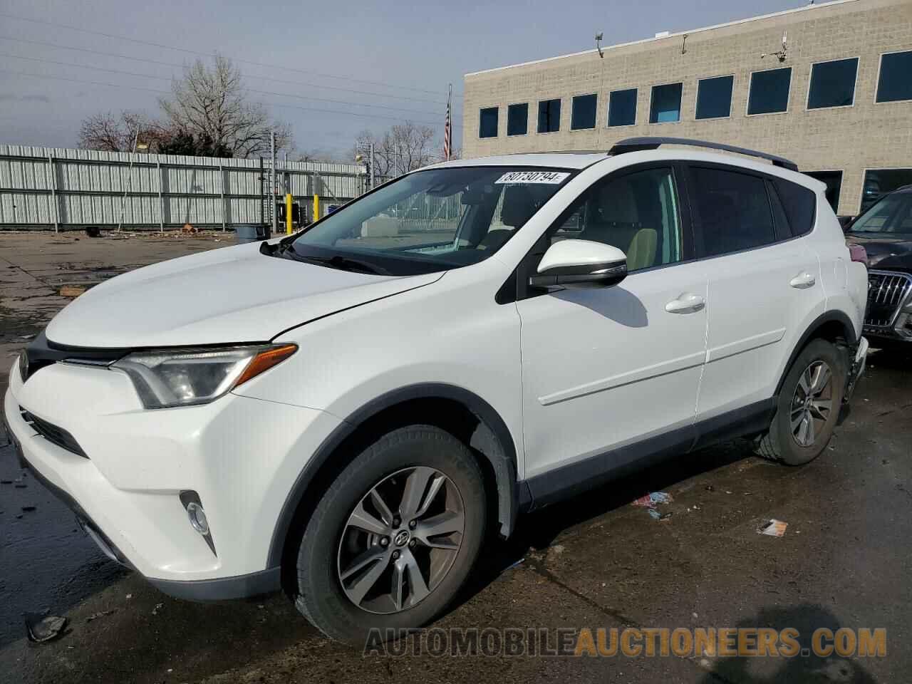 2T3RFREV8HW600772 TOYOTA RAV4 2017