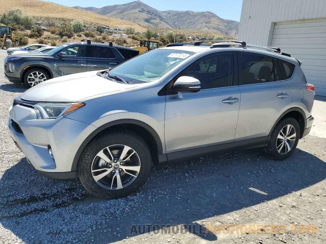 2T3RFREV8HW610671 TOYOTA RAV4 2017