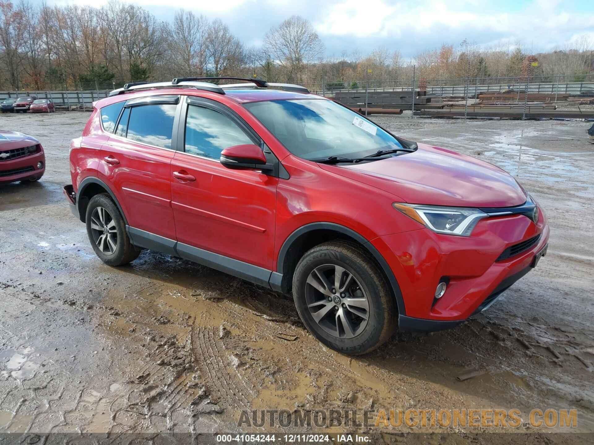 2T3RFREV8HW623369 TOYOTA RAV4 2017