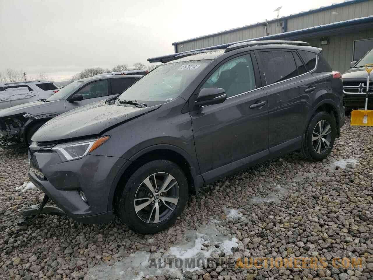 2T3RFREV8HW672216 TOYOTA RAV4 2017