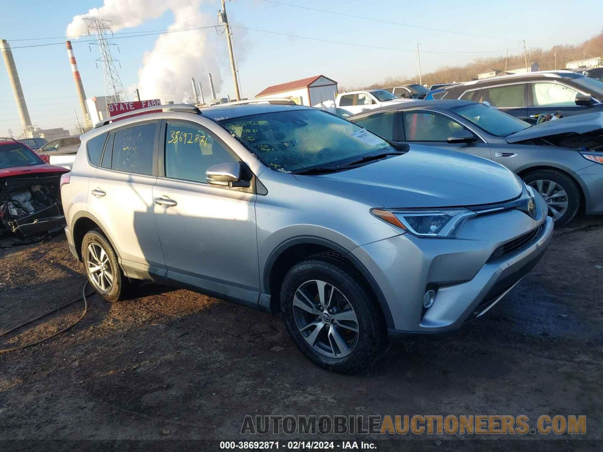 2T3RFREV8JW700165 TOYOTA RAV4 2018