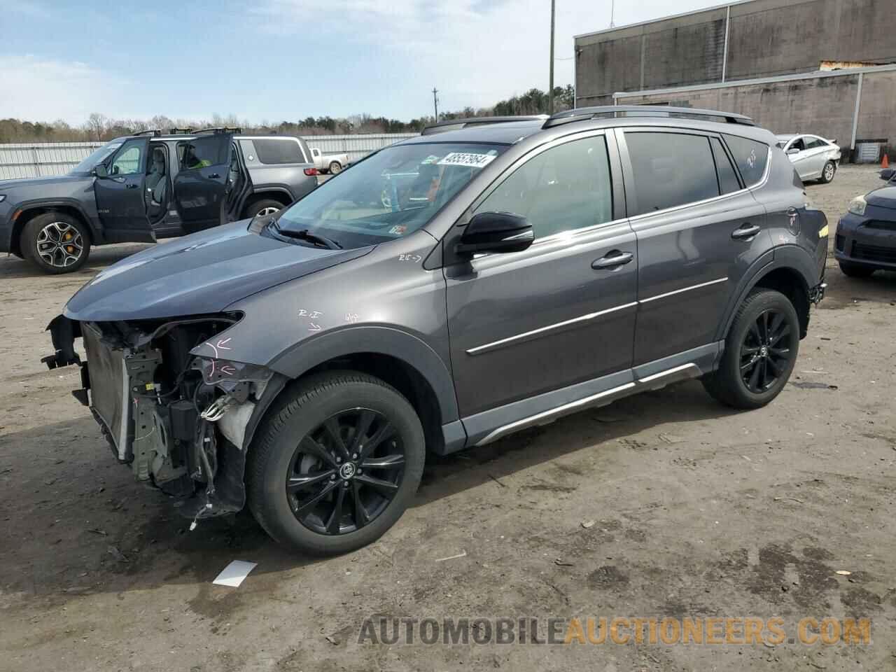 2T3RFREV8JW739323 TOYOTA RAV4 2018