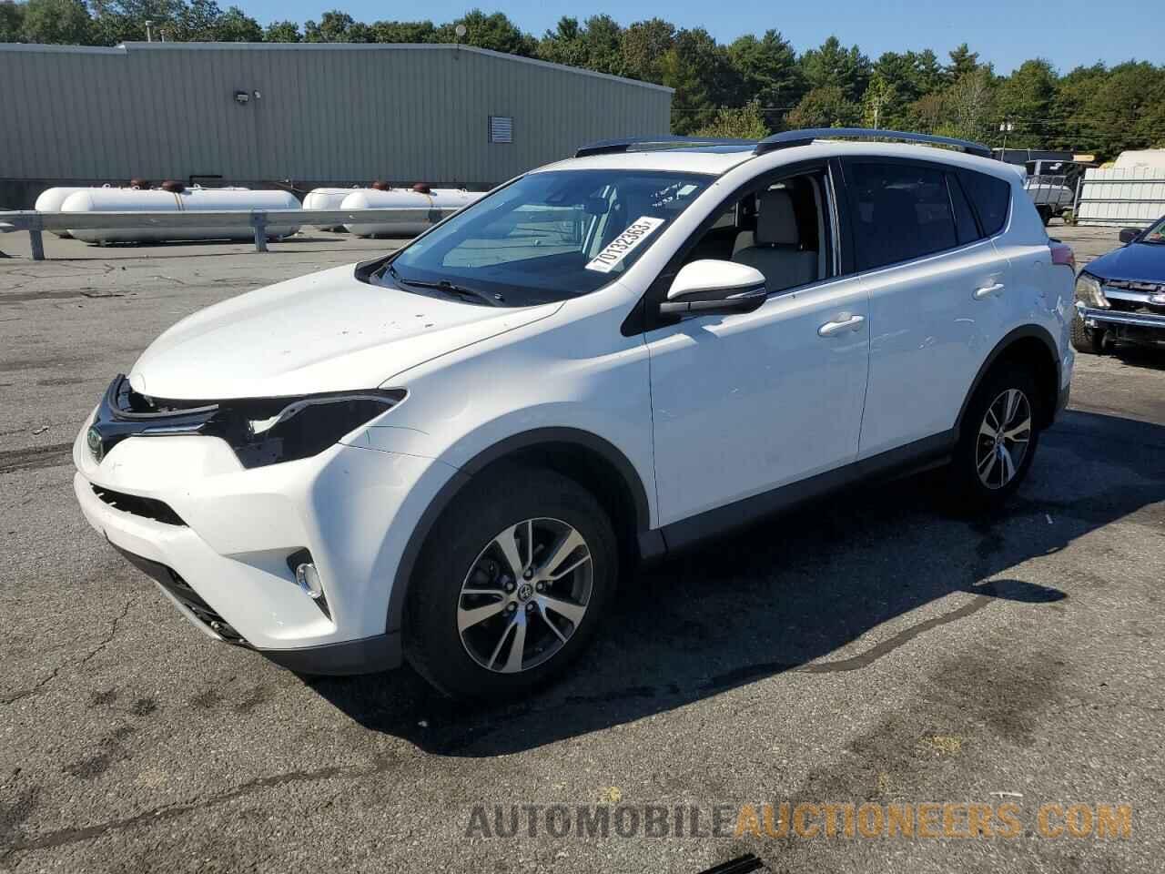 2T3RFREV8JW744666 TOYOTA RAV4 2018