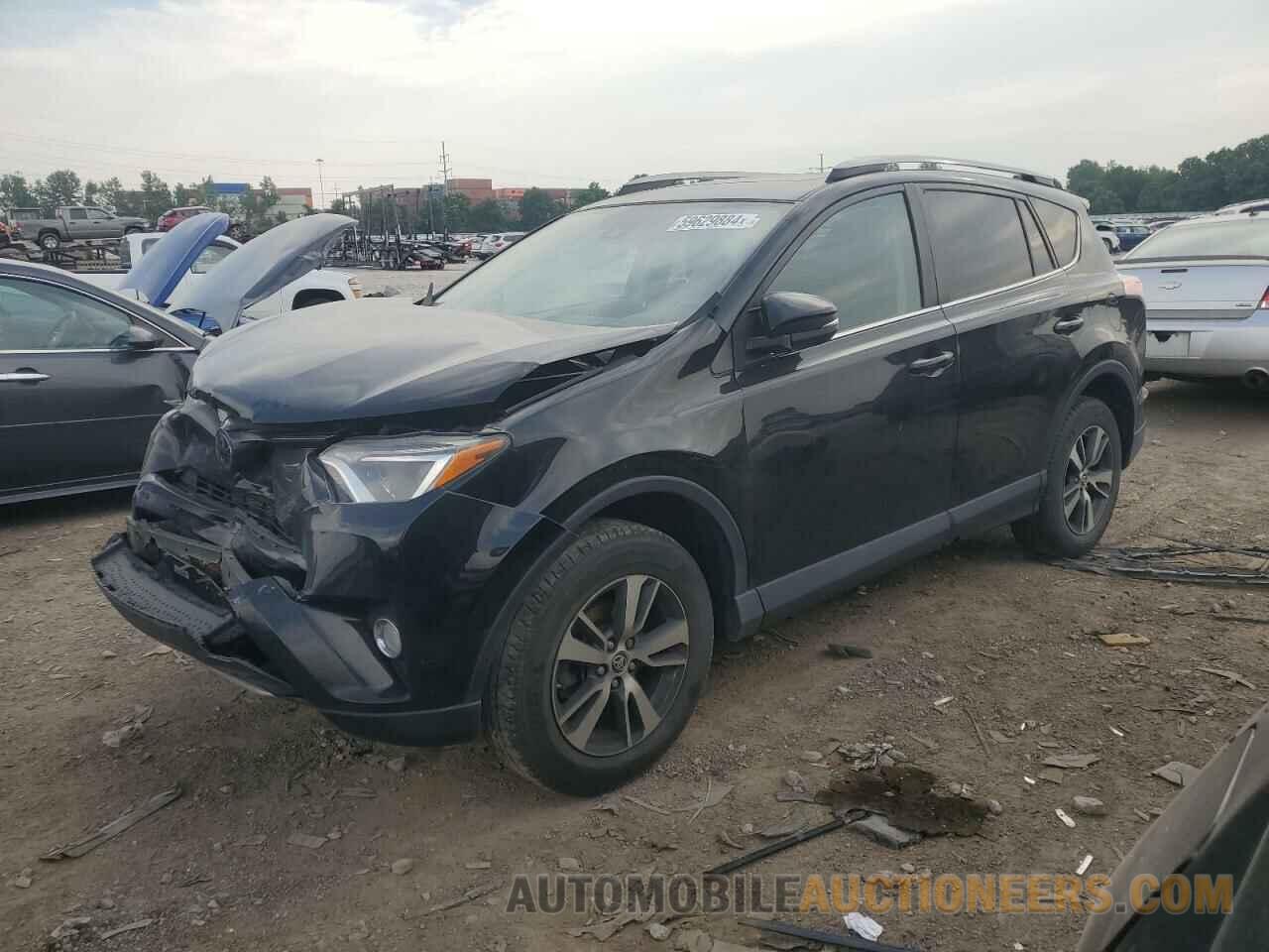 2T3RFREV8JW758471 TOYOTA RAV4 2018