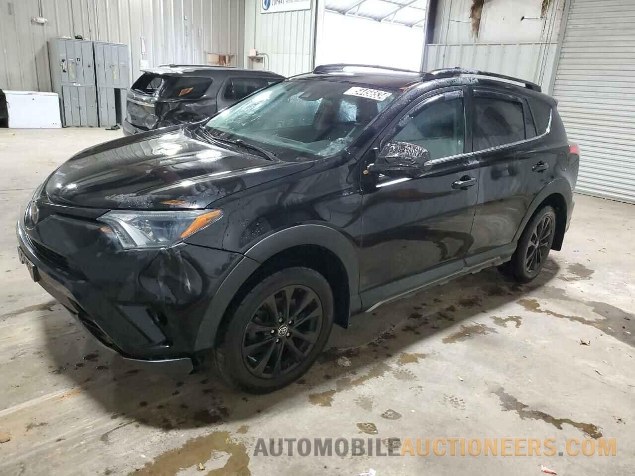 2T3RFREV8JW761046 TOYOTA RAV4 2018