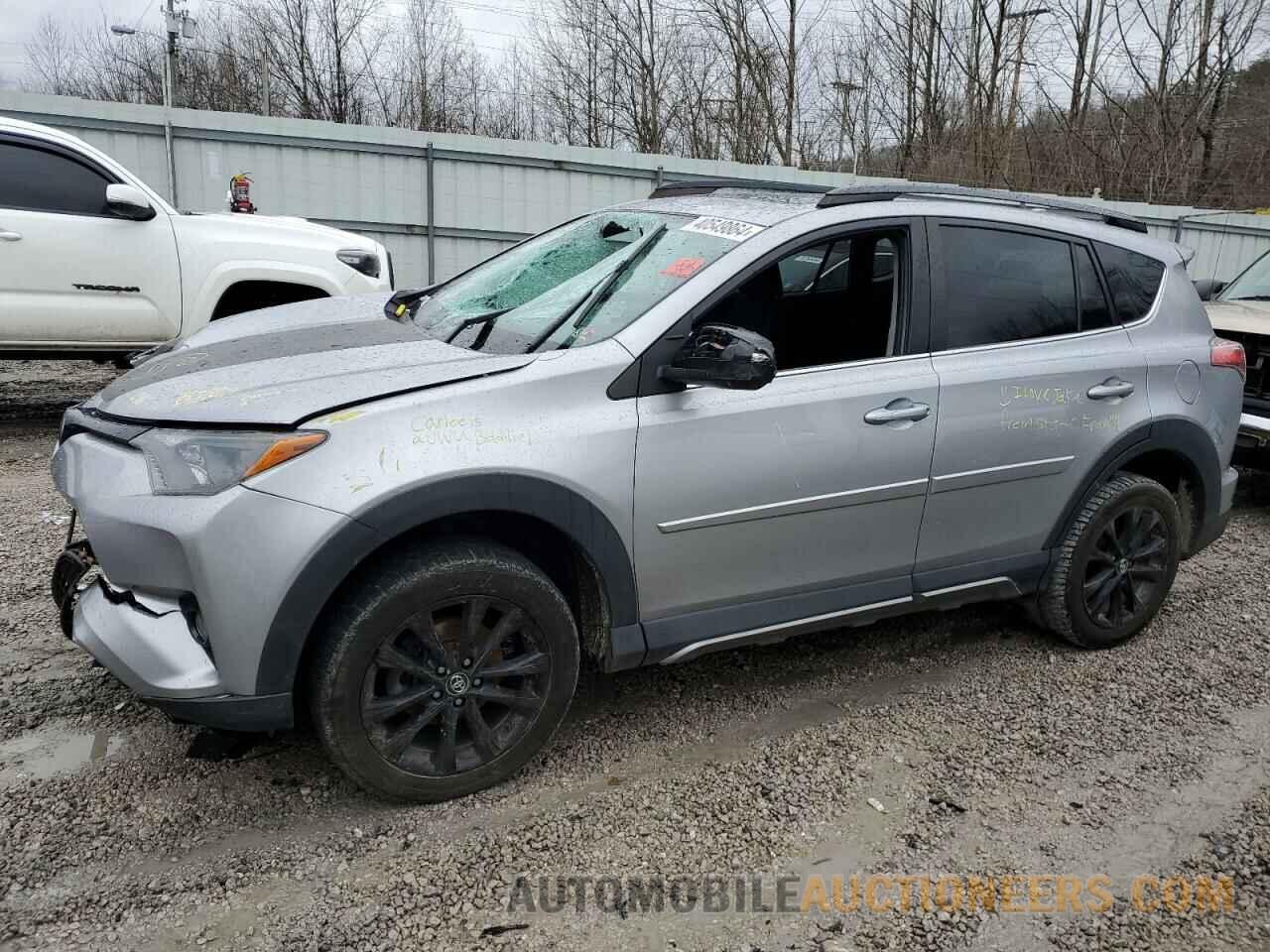 2T3RFREV8JW763654 TOYOTA RAV4 2018