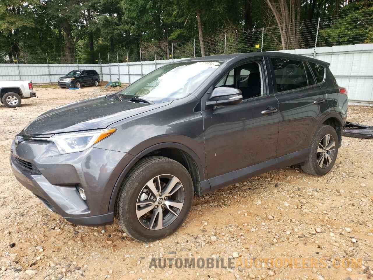 2T3RFREV8JW806096 TOYOTA RAV4 2018