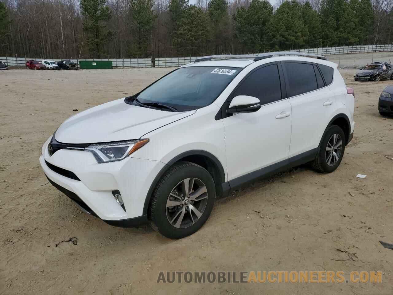 2T3RFREV8JW808138 TOYOTA RAV4 2018