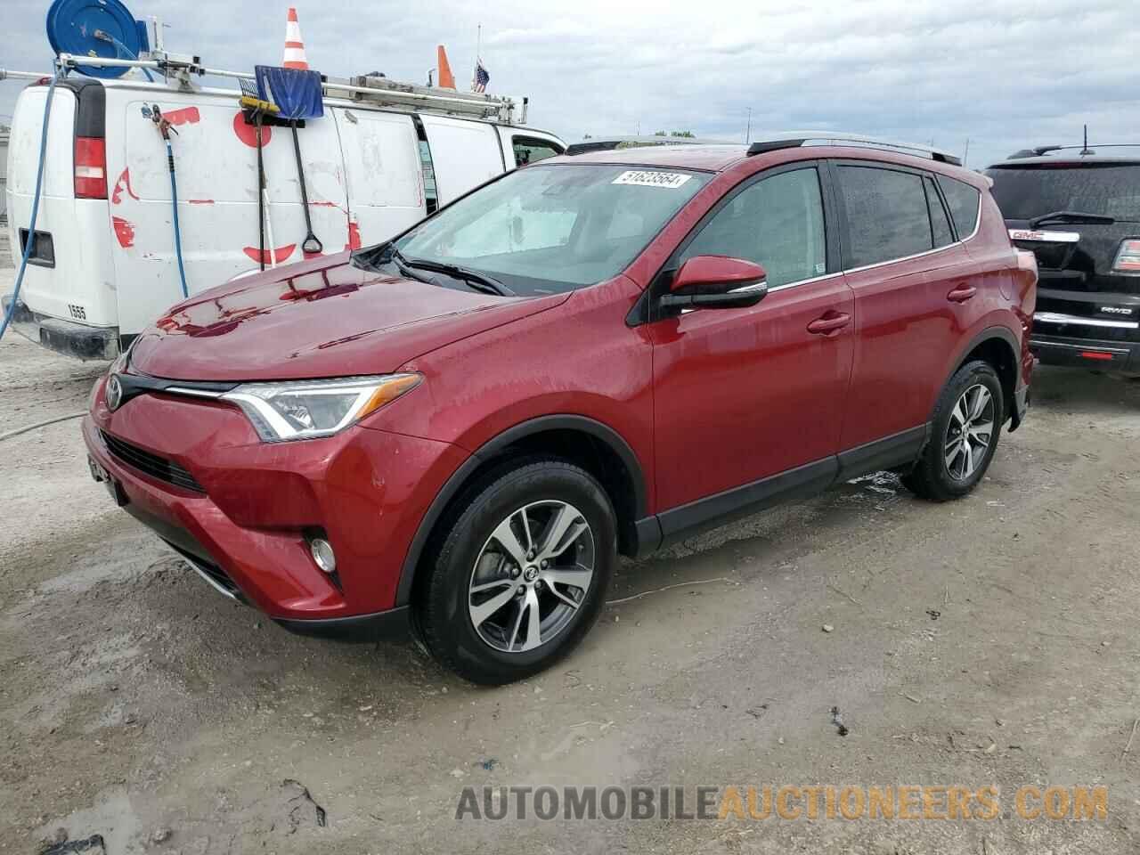 2T3RFREV8JW832276 TOYOTA RAV4 2018