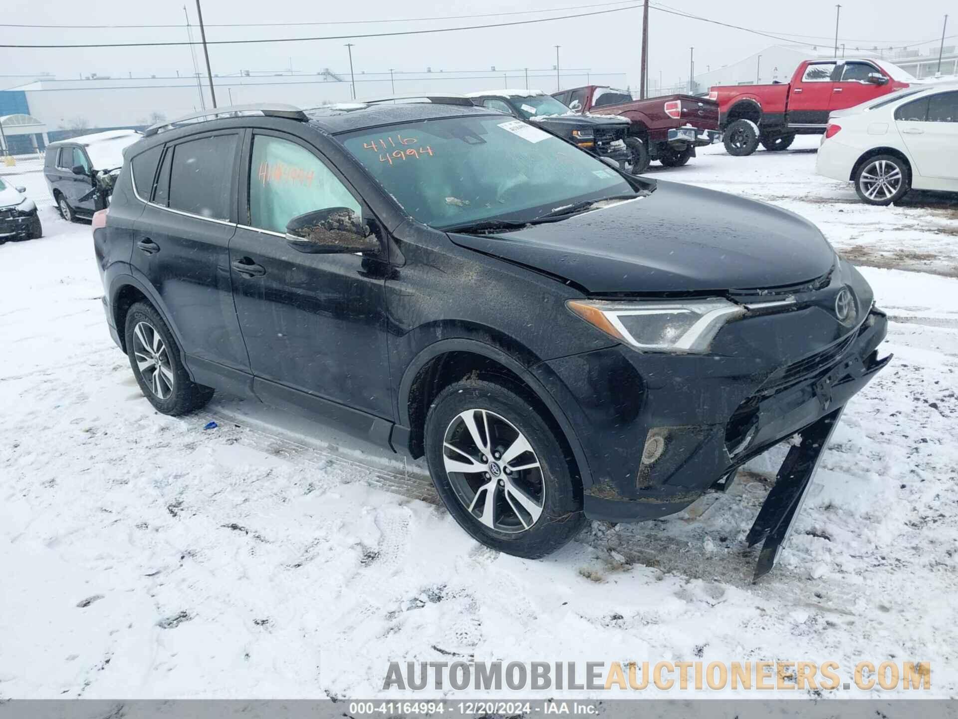 2T3RFREV8JW851250 TOYOTA RAV4 2018