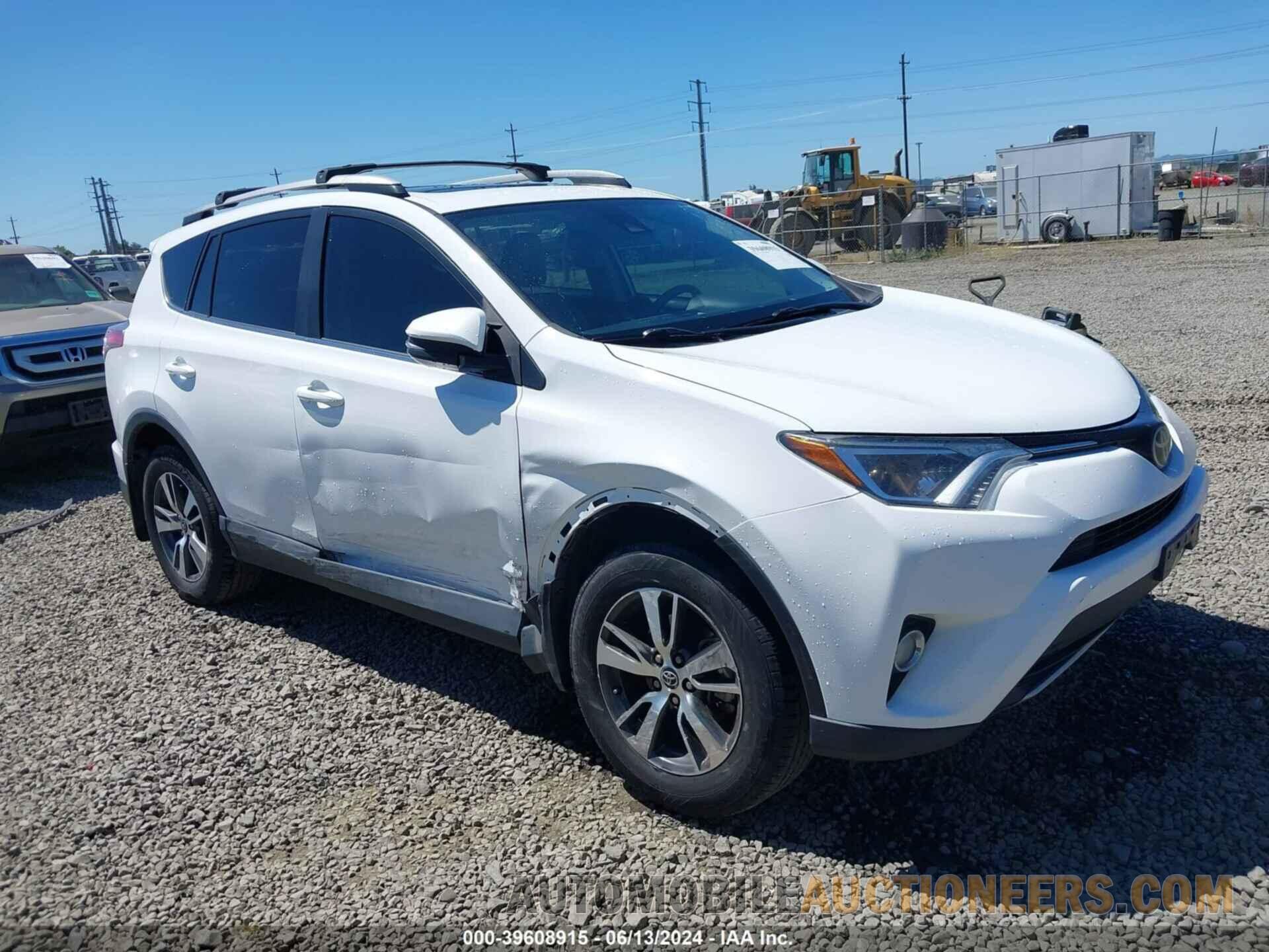 2T3RFREV8JW851622 TOYOTA RAV4 2018