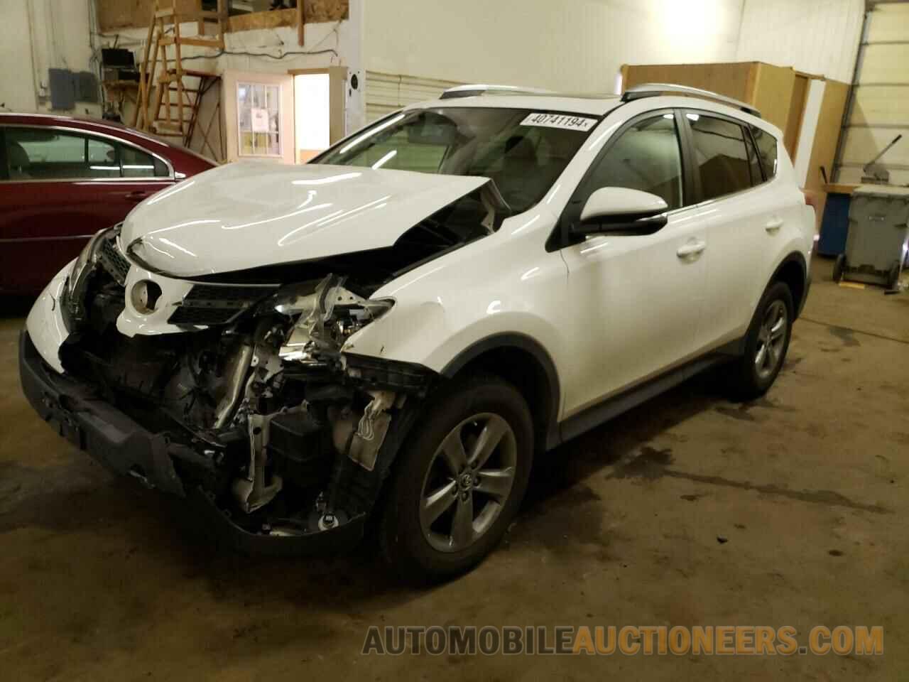 2T3RFREV9FW241204 TOYOTA RAV4 2015