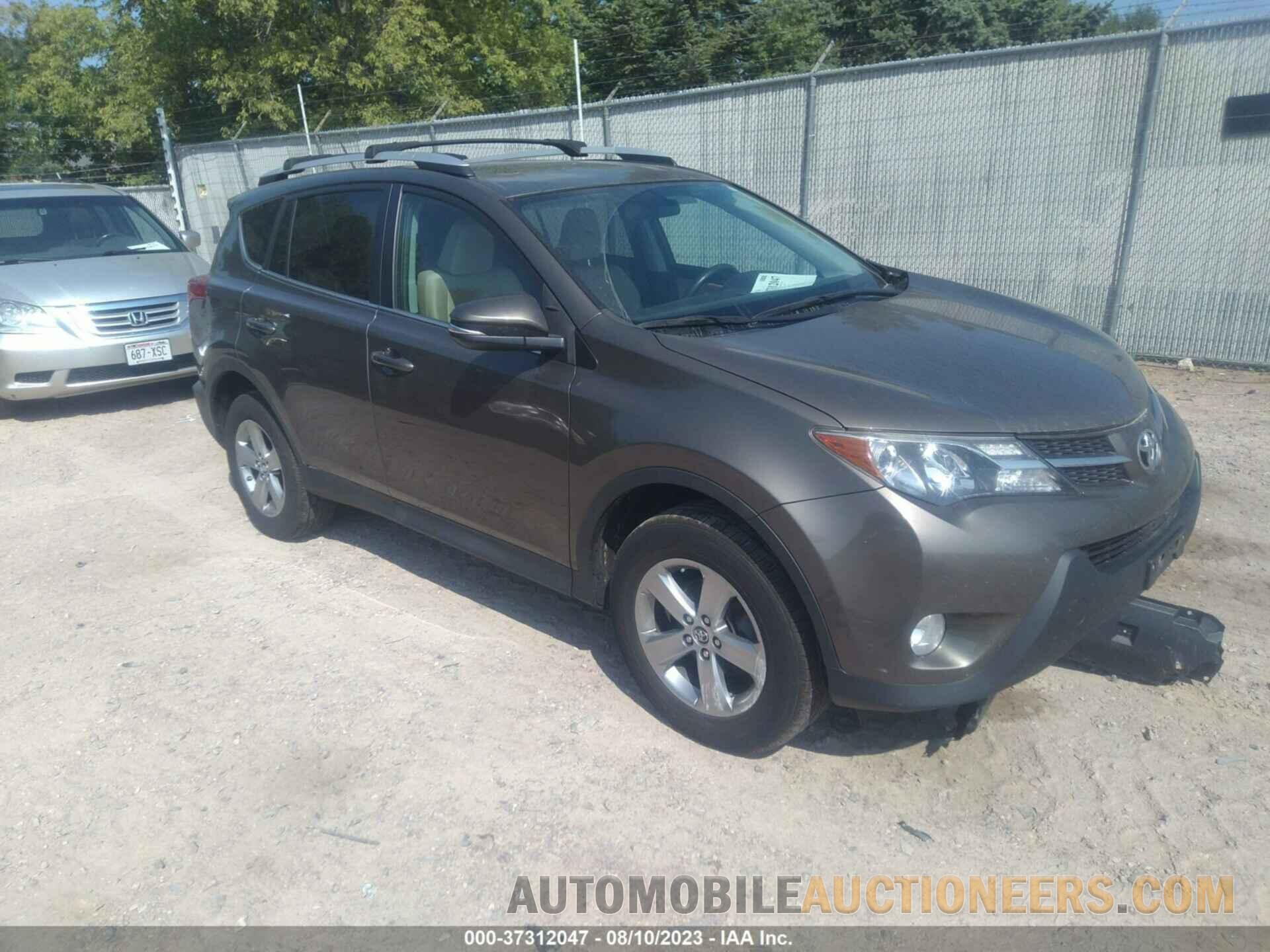 2T3RFREV9FW301935 TOYOTA RAV4 2015