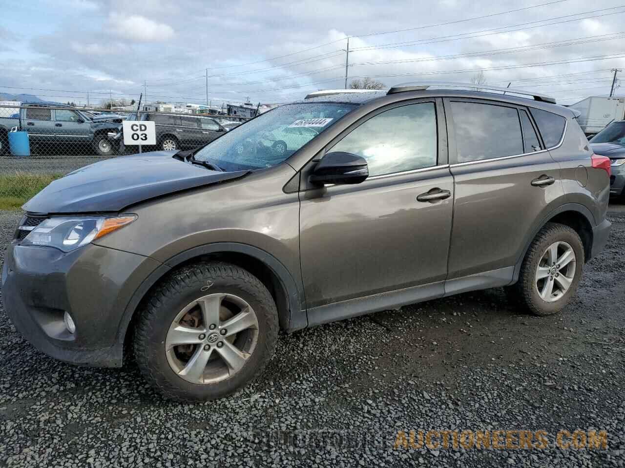 2T3RFREV9FW338256 TOYOTA RAV4 2015