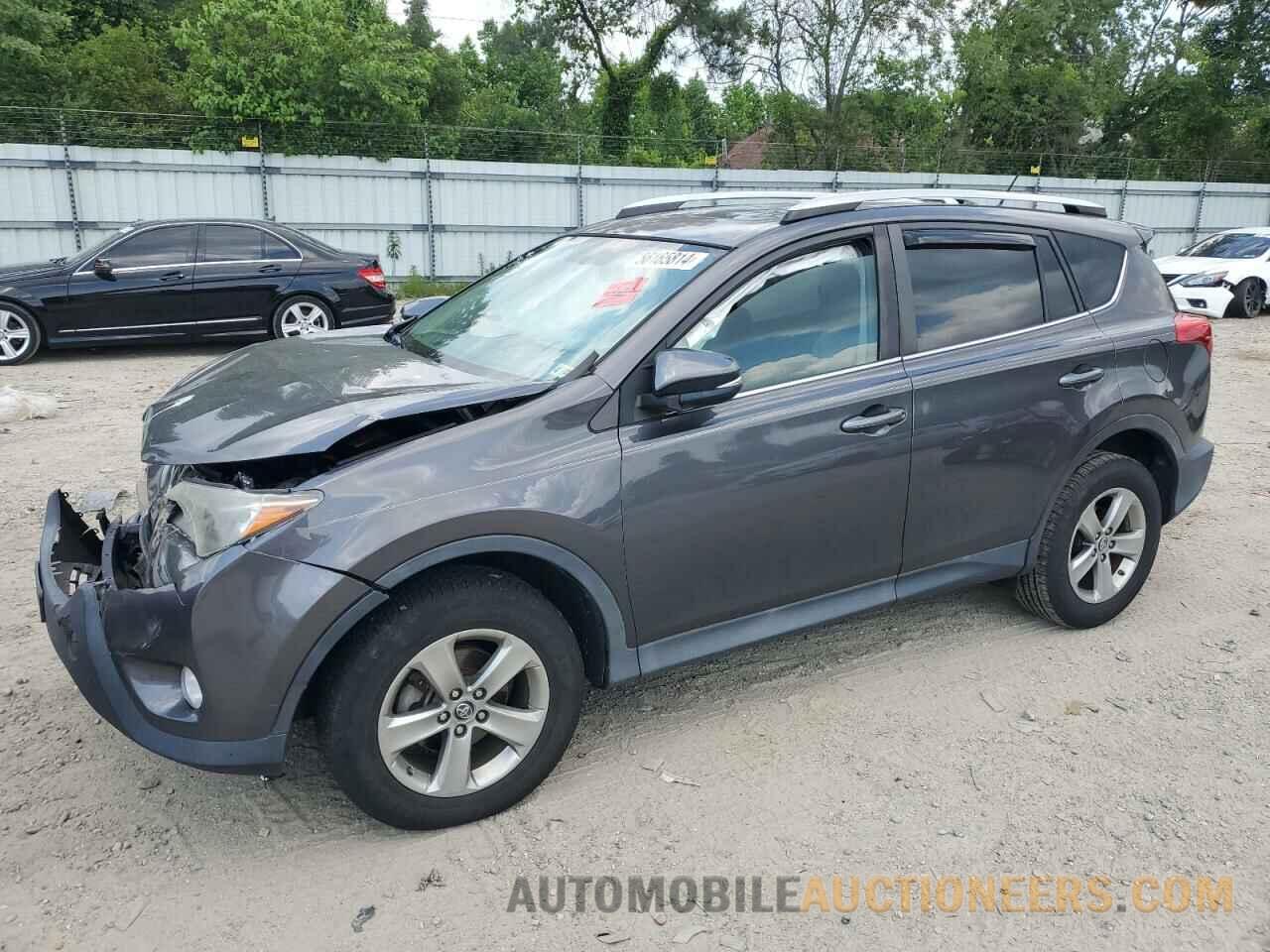 2T3RFREV9FW348415 TOYOTA RAV4 2015