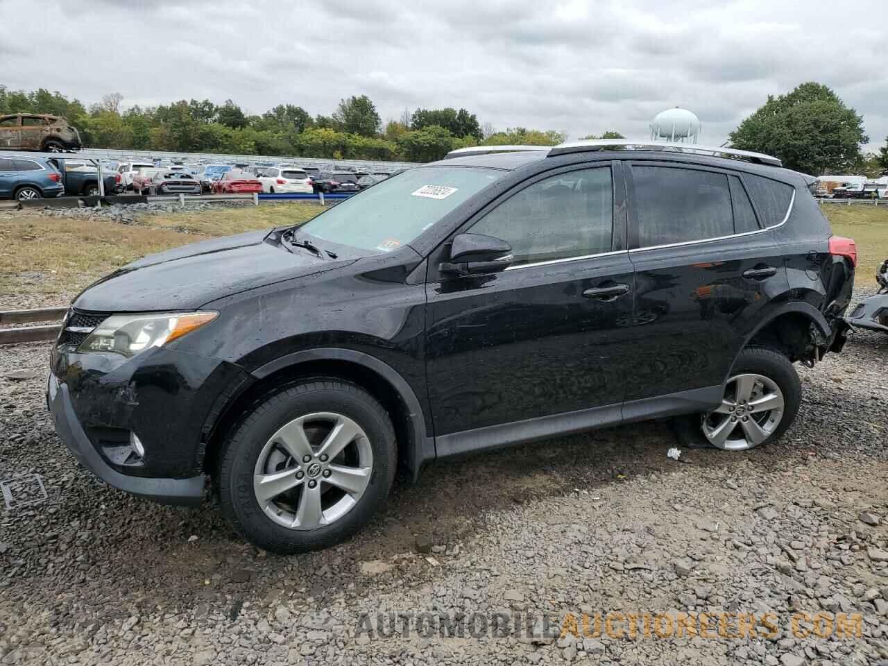 2T3RFREV9FW386856 TOYOTA RAV4 2015