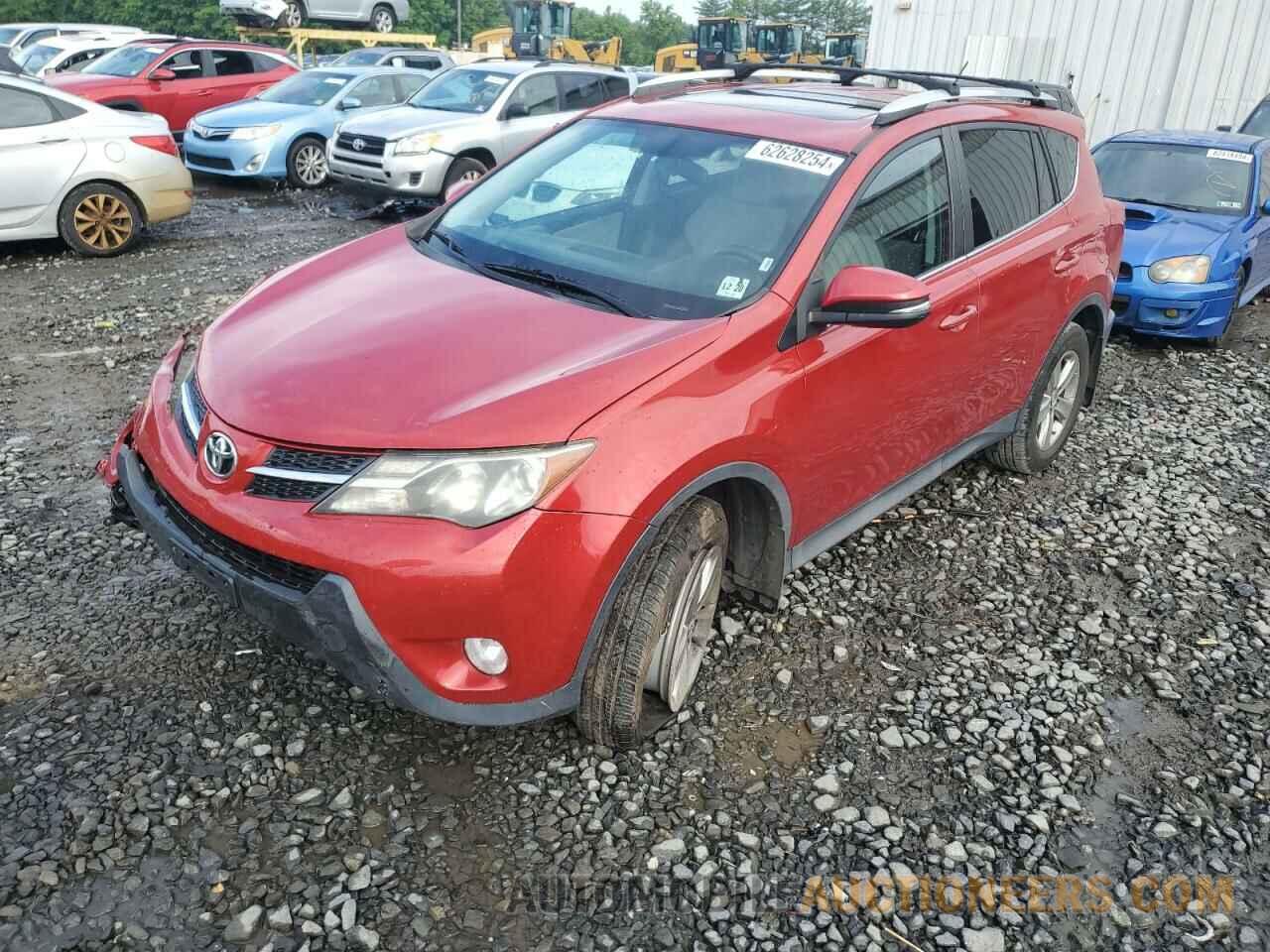 2T3RFREV9FW393001 TOYOTA RAV4 2015