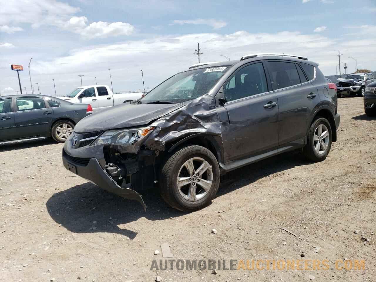 2T3RFREV9FW393967 TOYOTA RAV4 2015