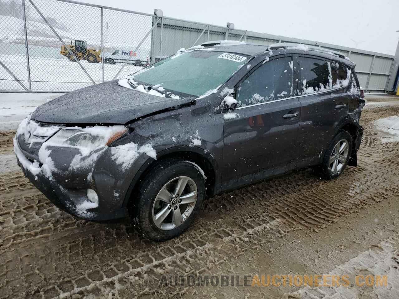 2T3RFREV9FW394276 TOYOTA RAV4 2015