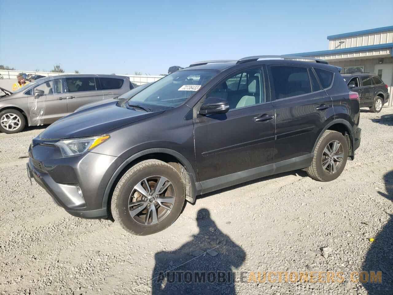 2T3RFREV9HW559990 TOYOTA RAV4 2017