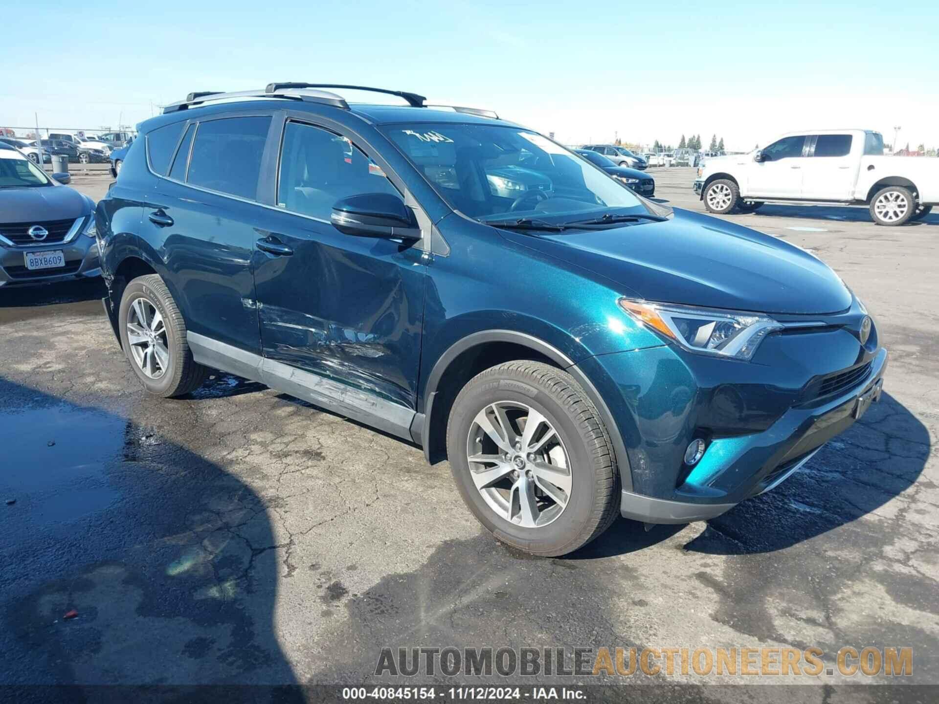 2T3RFREV9HW560749 TOYOTA RAV4 2017