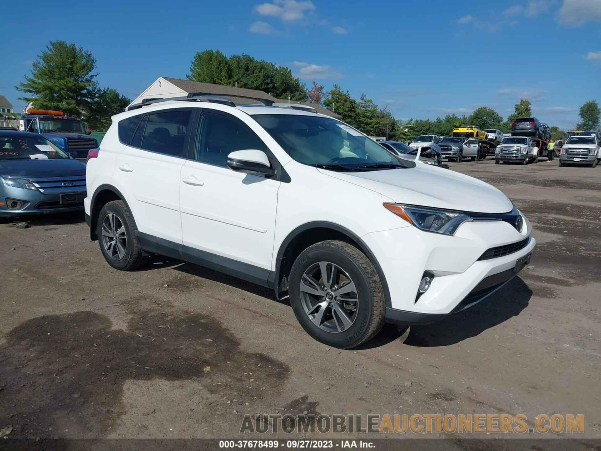 2T3RFREV9HW560914 TOYOTA RAV4 2017