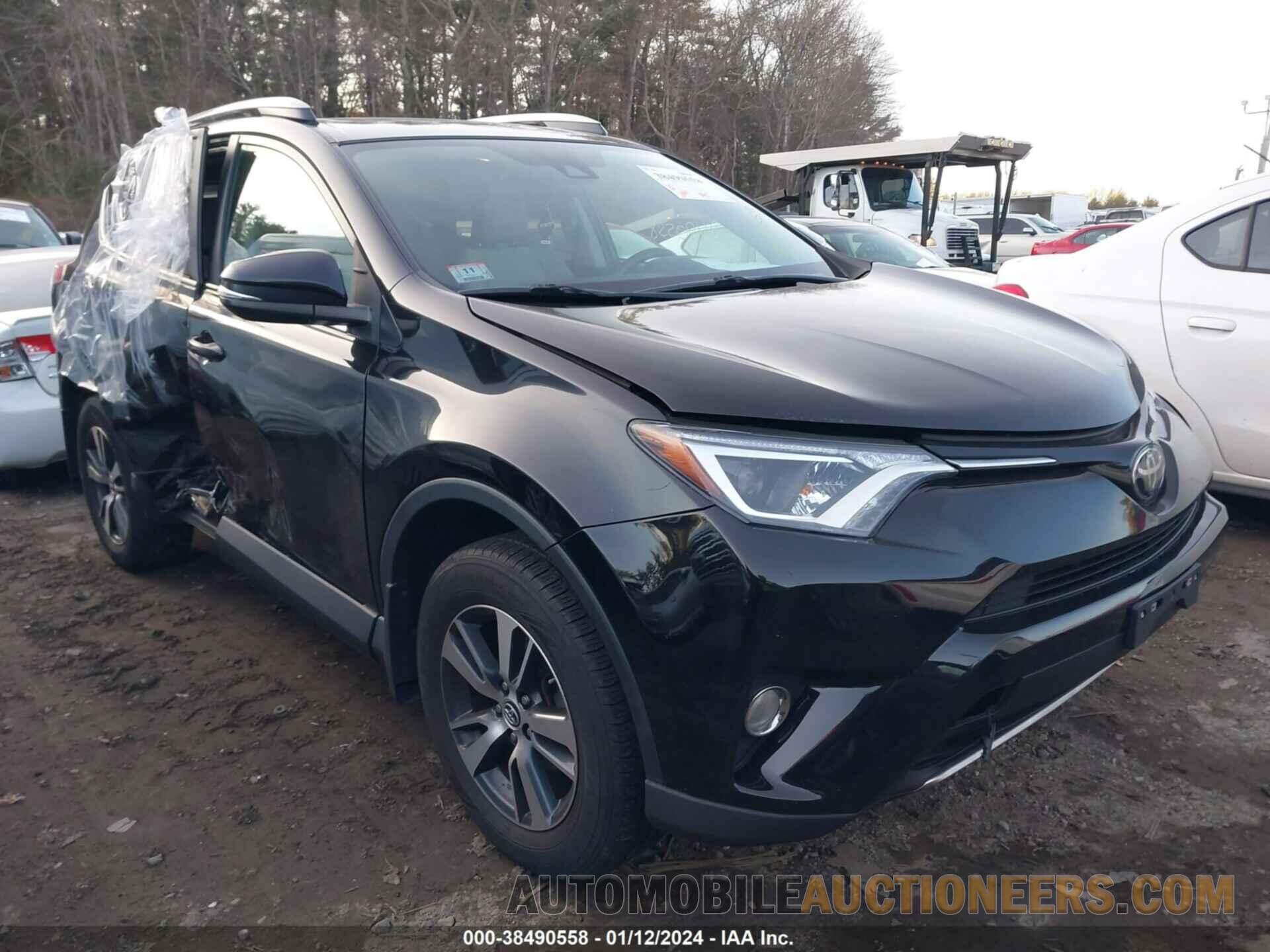 2T3RFREV9HW605768 TOYOTA RAV4 2017