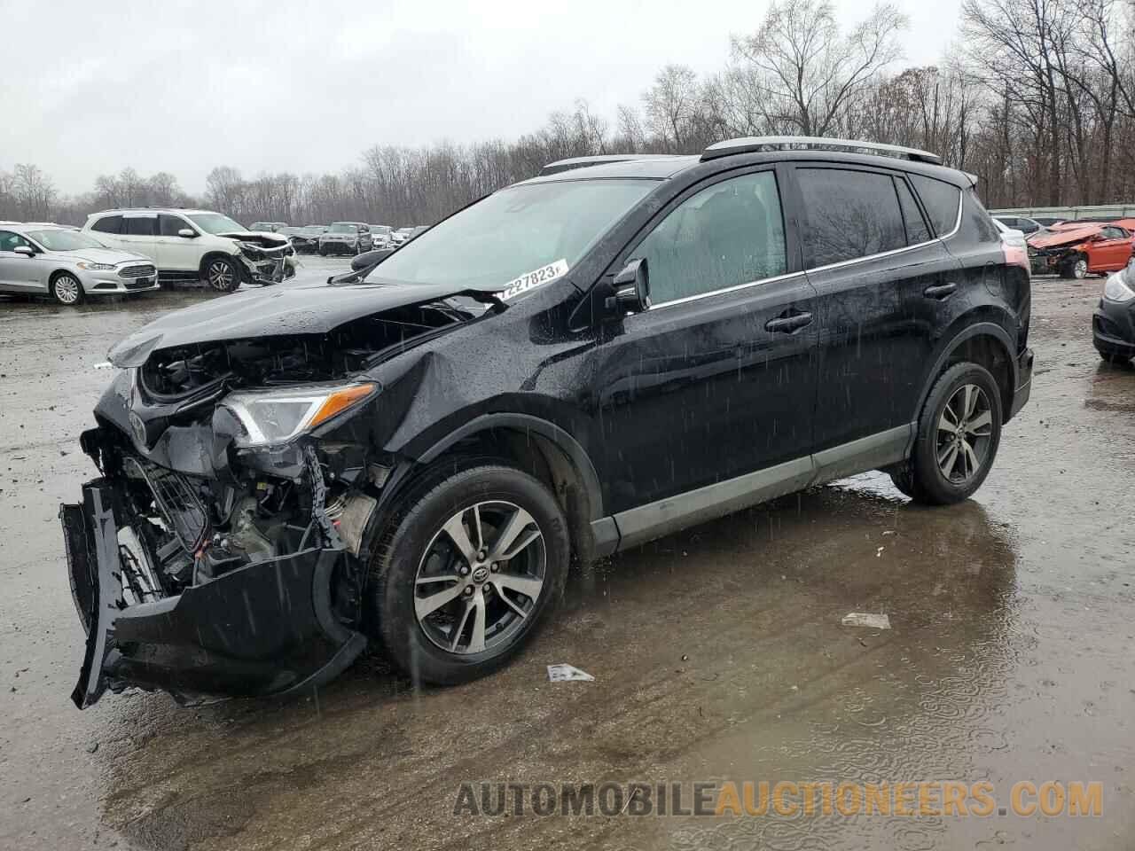 2T3RFREV9JW729660 TOYOTA RAV4 2018