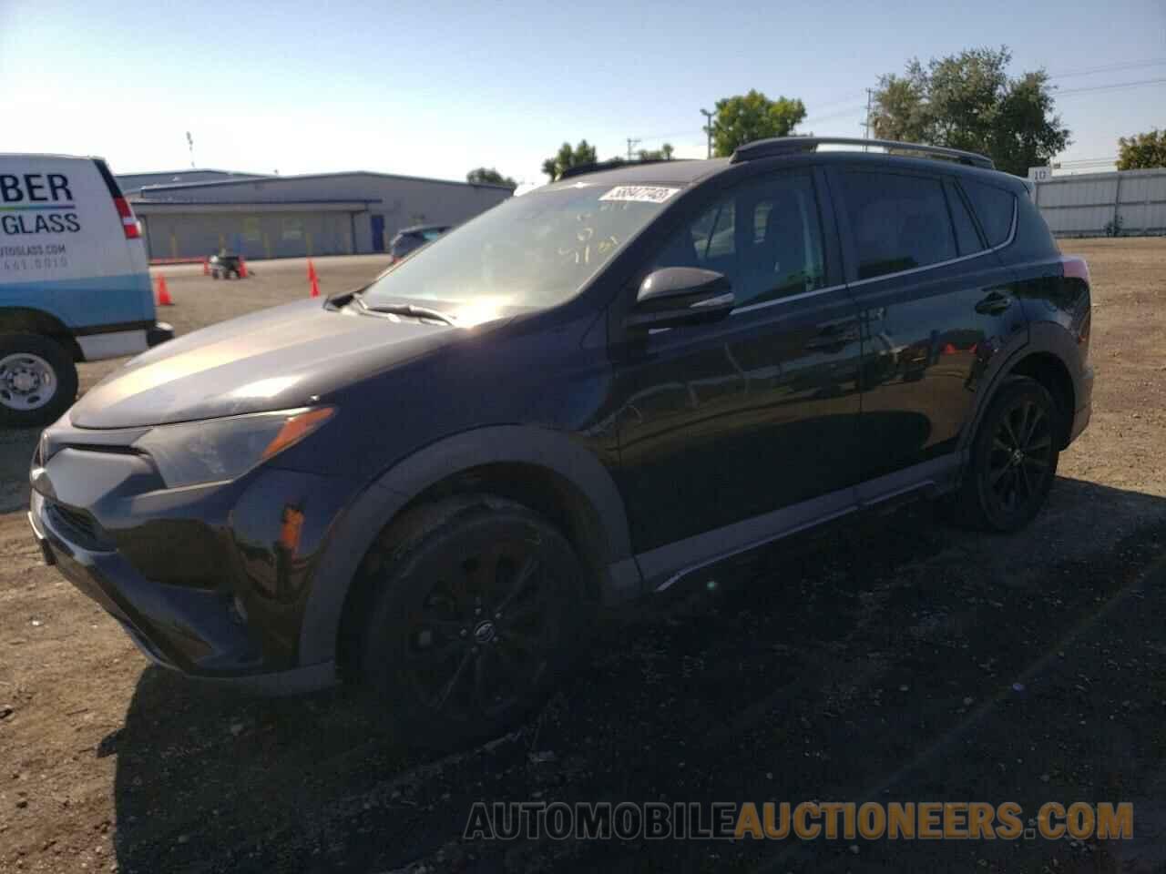 2T3RFREV9JW742134 TOYOTA RAV4 2018