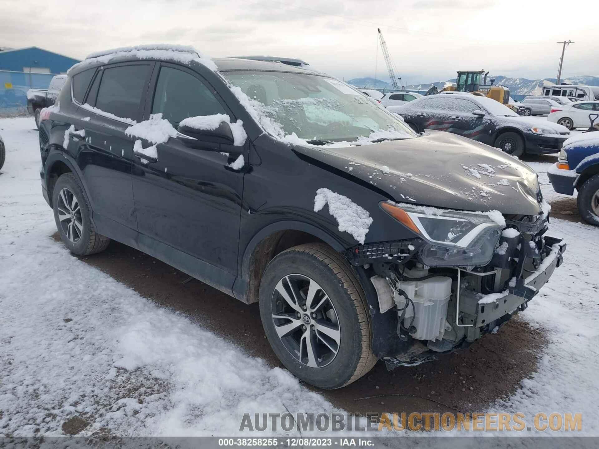 2T3RFREV9JW790328 TOYOTA RAV4 2018