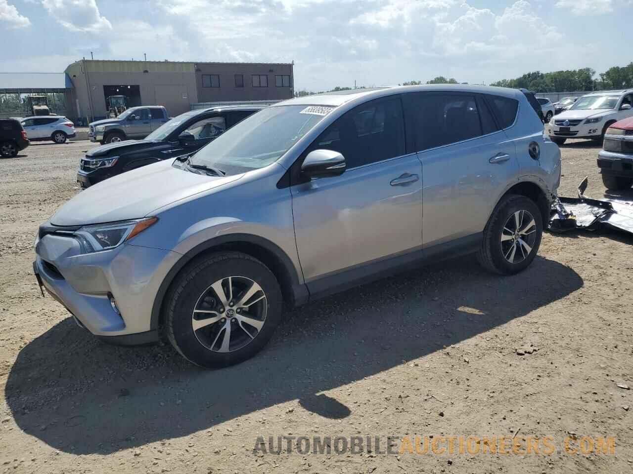 2T3RFREV9JW815065 TOYOTA RAV4 2018