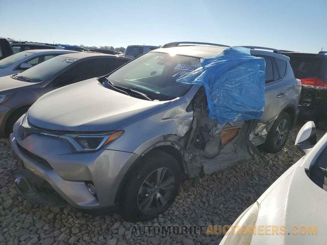 2T3RFREV9JW835798 TOYOTA RAV4 2018