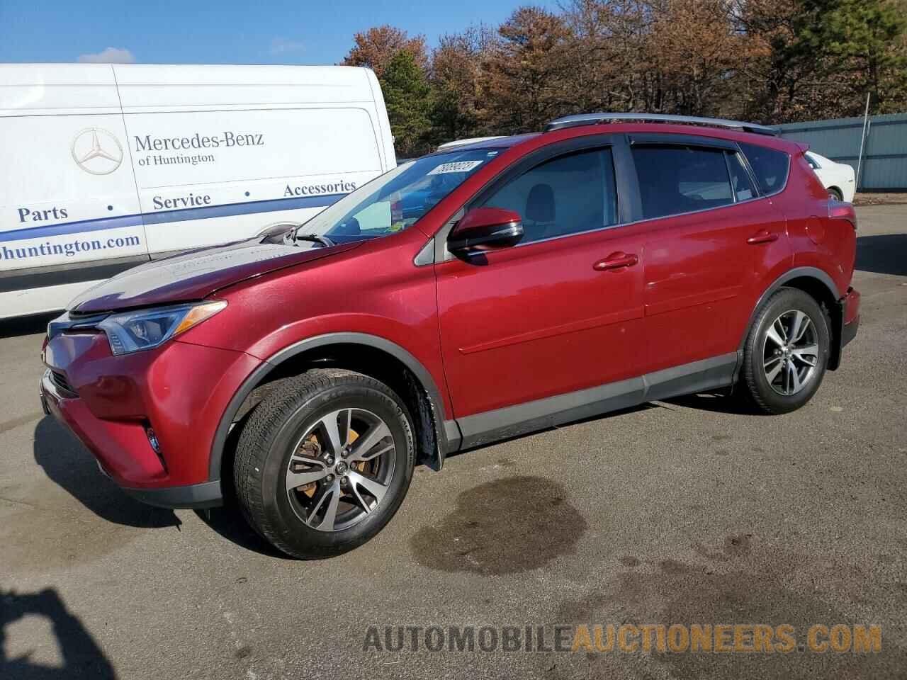 2T3RFREV9JW857364 TOYOTA RAV4 2018