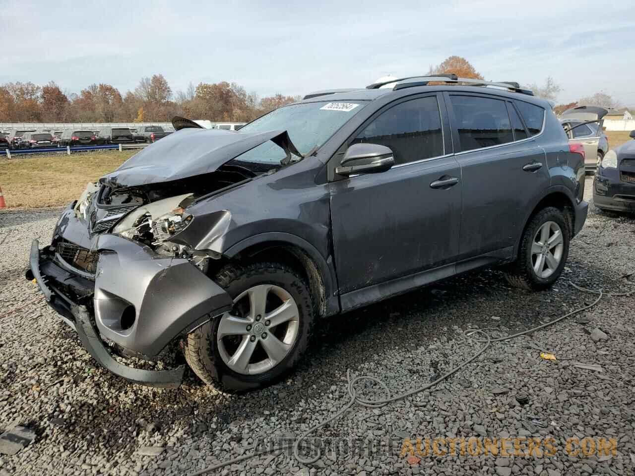 2T3RFREVXDW014018 TOYOTA RAV4 2013