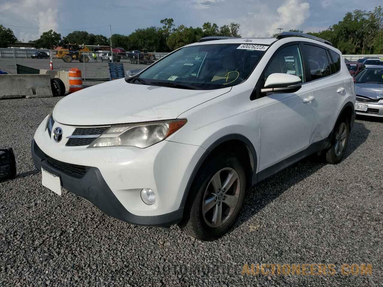 2T3RFREVXFW239431 TOYOTA RAV4 2015