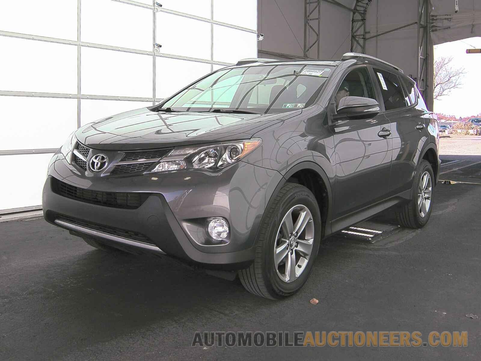 2T3RFREVXFW247934 Toyota RAV4 2015