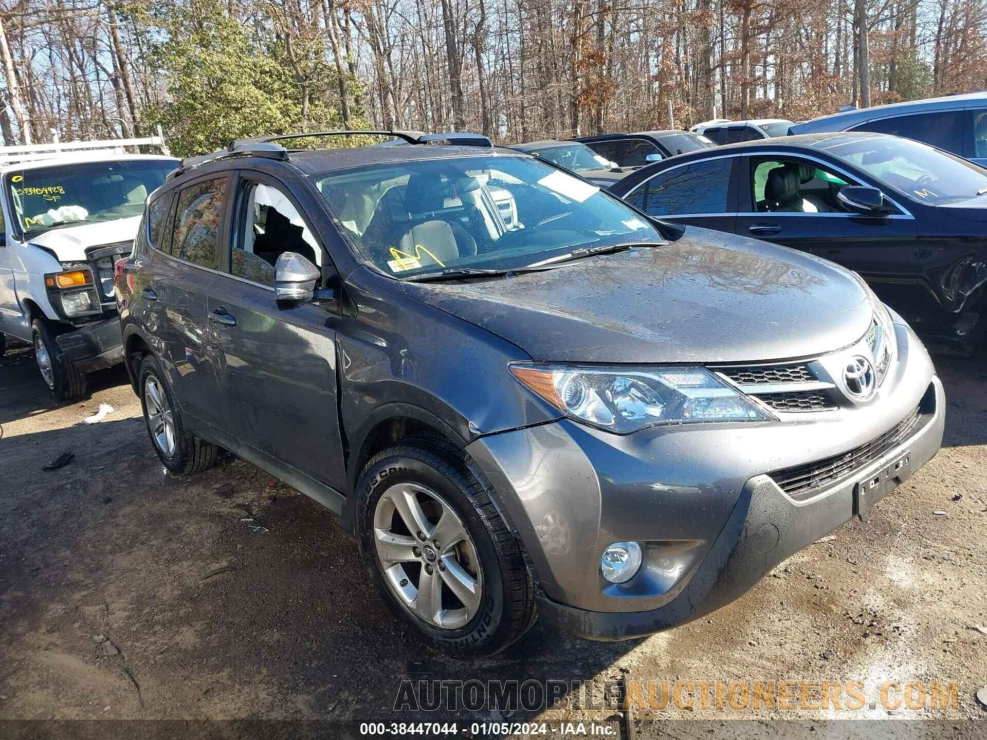 2T3RFREVXFW380497 TOYOTA RAV4 2015