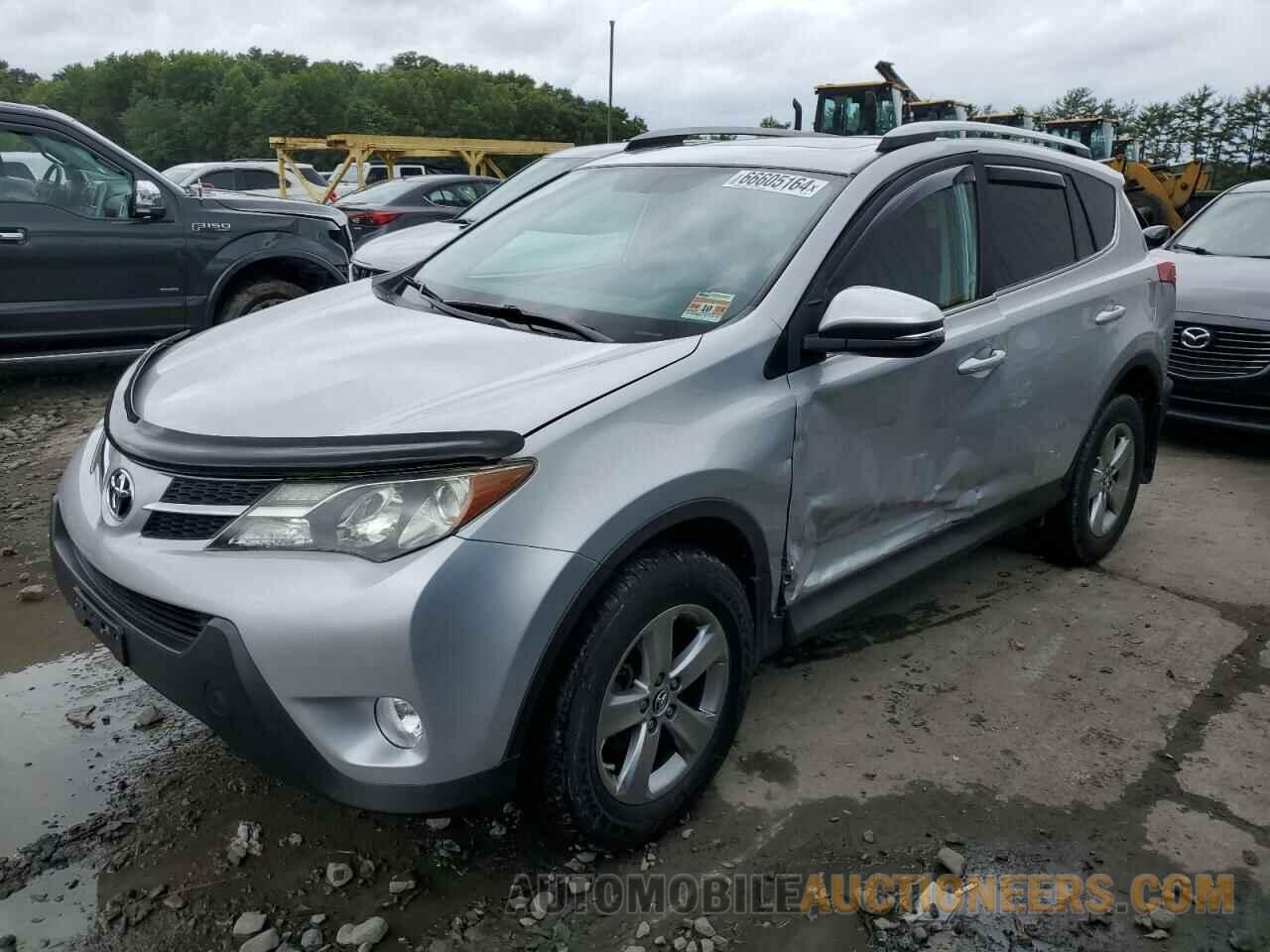 2T3RFREVXFW390933 TOYOTA RAV4 2015