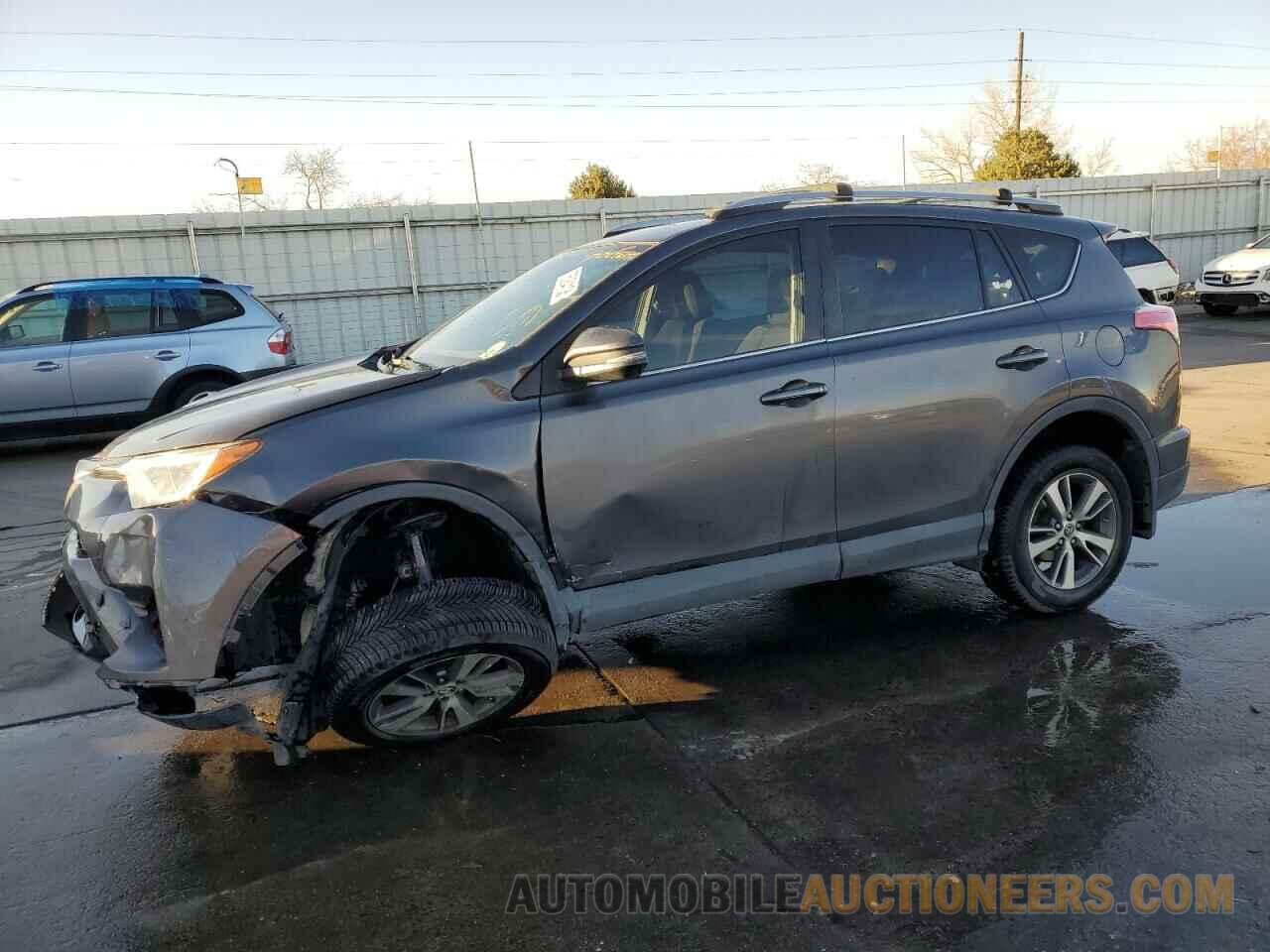 2T3RFREVXHW609375 TOYOTA RAV4 2017