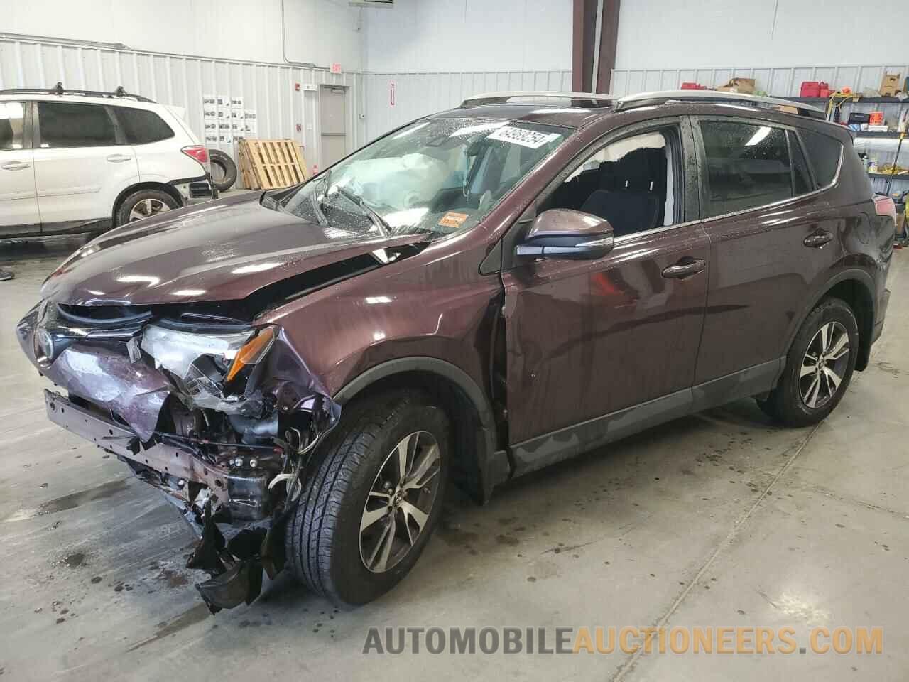 2T3RFREVXHW618819 TOYOTA RAV4 2017