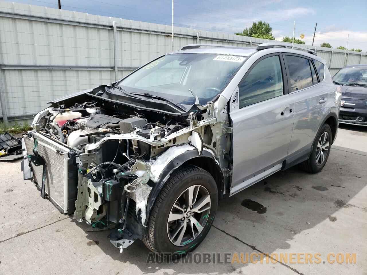 2T3RFREVXHW623020 TOYOTA RAV4 2017