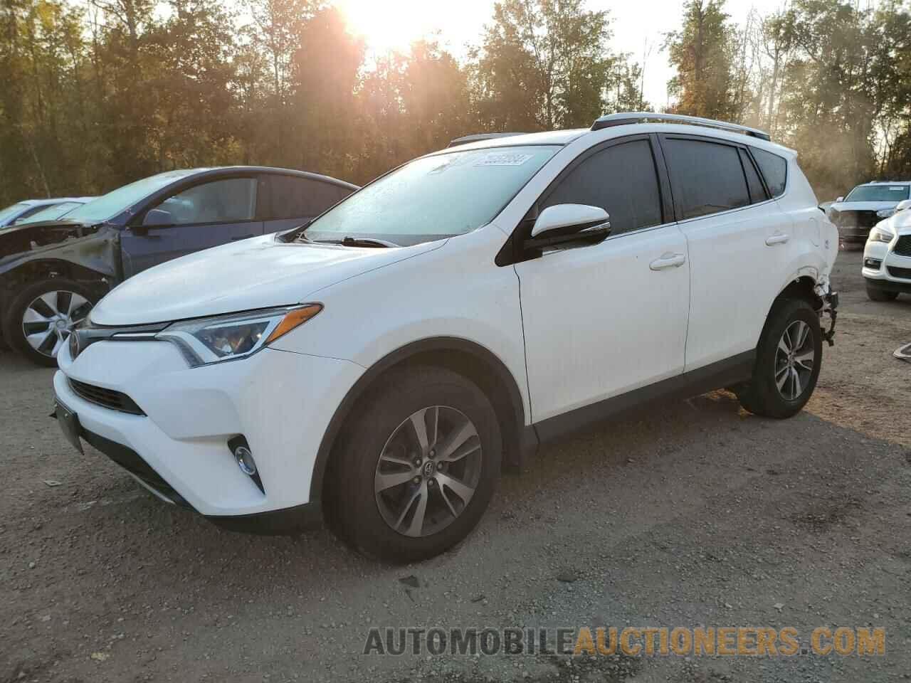 2T3RFREVXJW702936 TOYOTA RAV4 2018