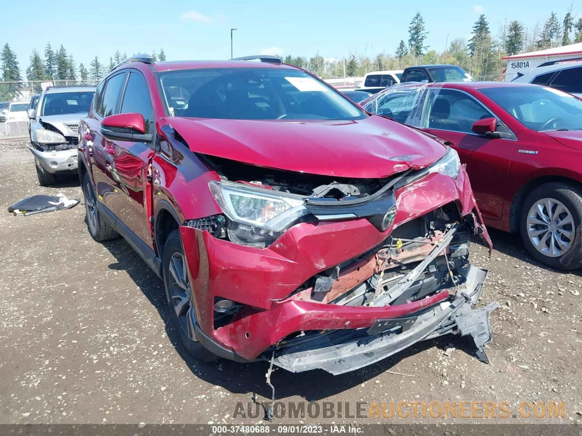 2T3RFREVXJW723592 TOYOTA RAV4 2018